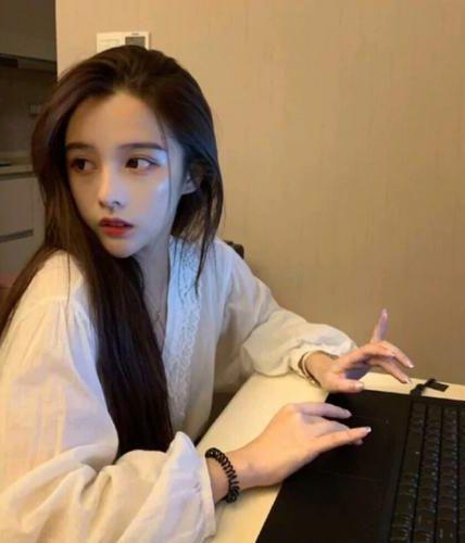 《回星际老家种田养崽喽》作者：山前必有路