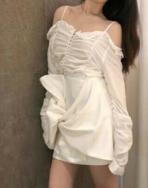 《失忆后真少爷爆红了［娱乐圈］ 》作者： 生时应暖